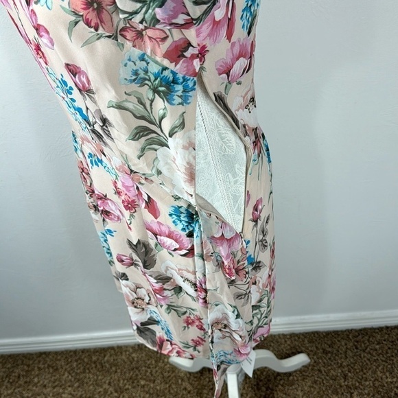 Yumi Kim Tie Me Over Full of Love Blush Mini Dress Women's M Pink Floral NWT - Picture 4 of 16